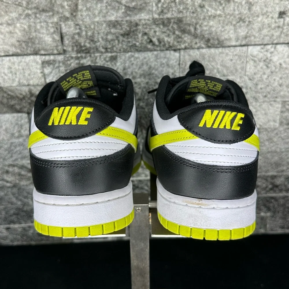 Nike Dunk Low Retro Black / White / Lime - M10.5